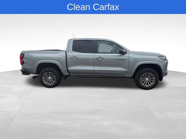 Used 2024 Chevrolet Colorado LT w/ LPO, Dark Essentials Package RWD image 5