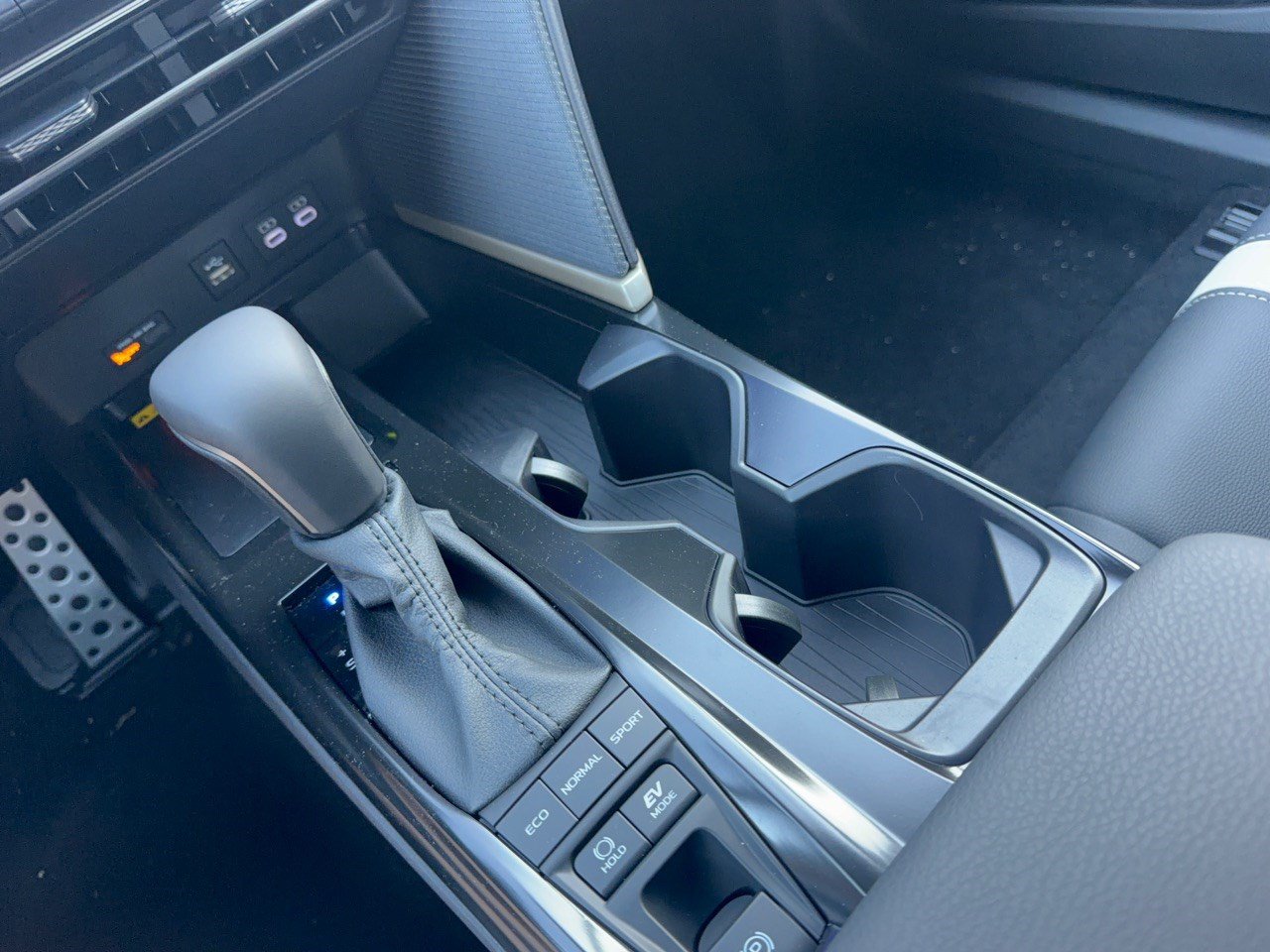 Certified 2026 Toyota Camry SE FWD image 21