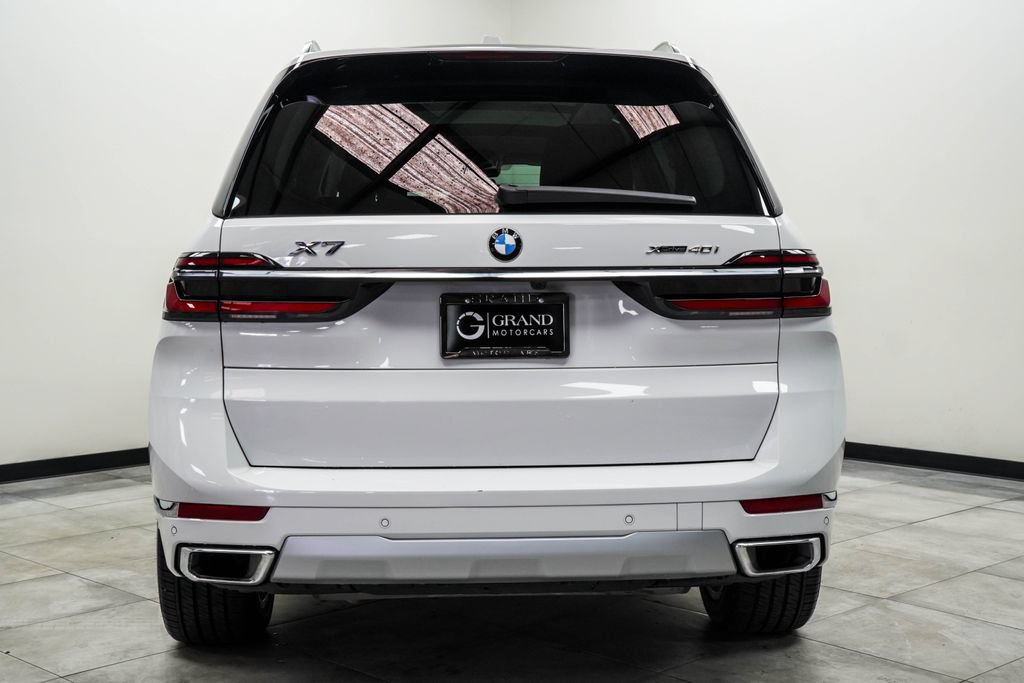 Used 2026 BMW X7 xDrive40i AWD/4WD image 11