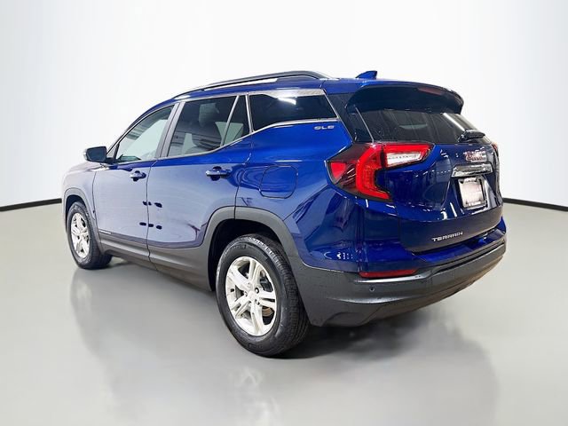 Used 2022 GMC Terrain SLE w/ Driver Convenience Package image 9