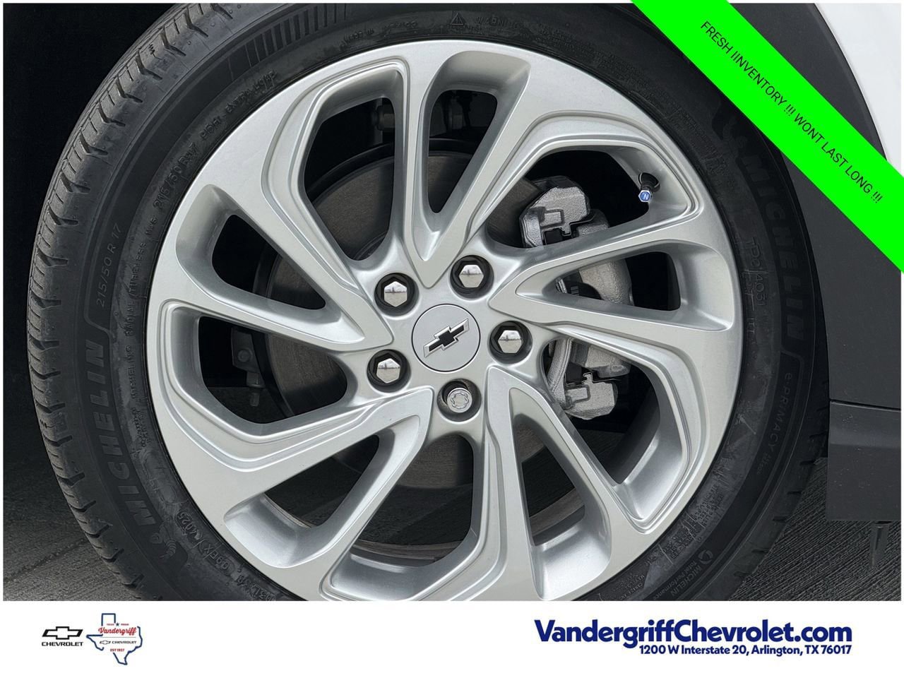 New 2027 Chevrolet Bolt LT w/ Comfort Package FWD image 8