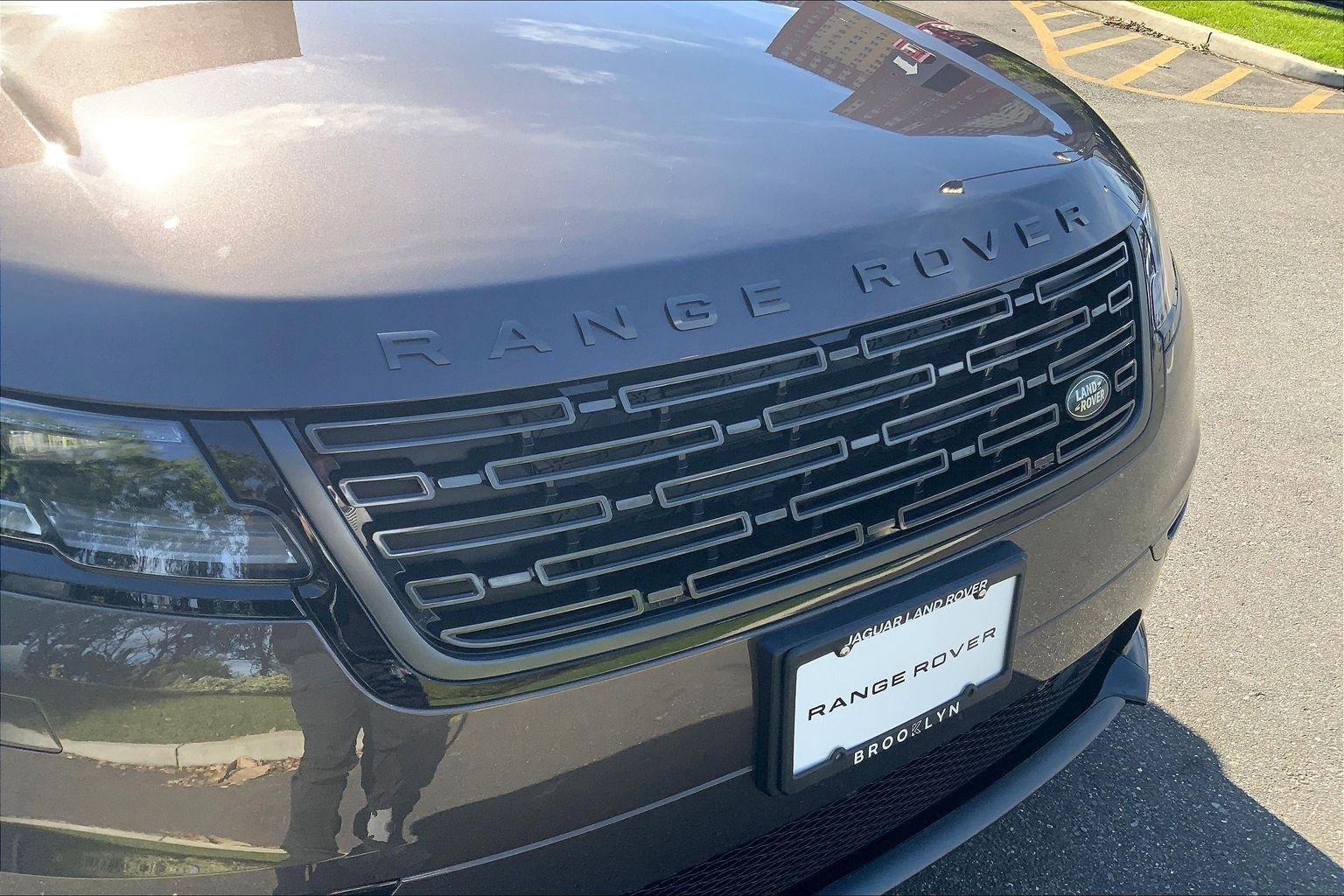 Used 2026 Land Rover Range Rover Velar Dynamic SE image 30