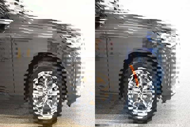 New 2025 BMW X3 xDrive30i w/ Convenience Package image 13