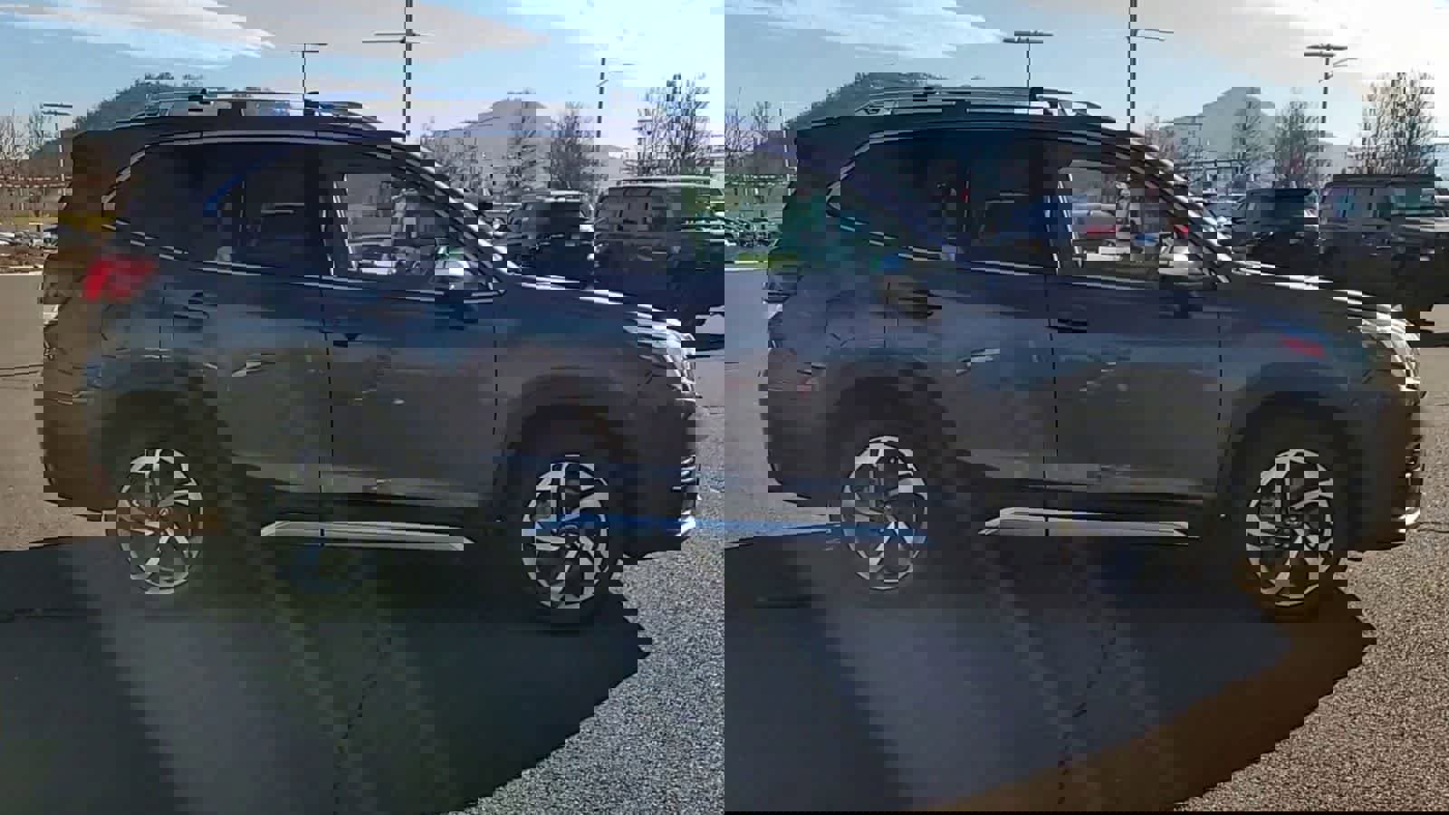 Used 2023 Subaru Forester Touring image 9