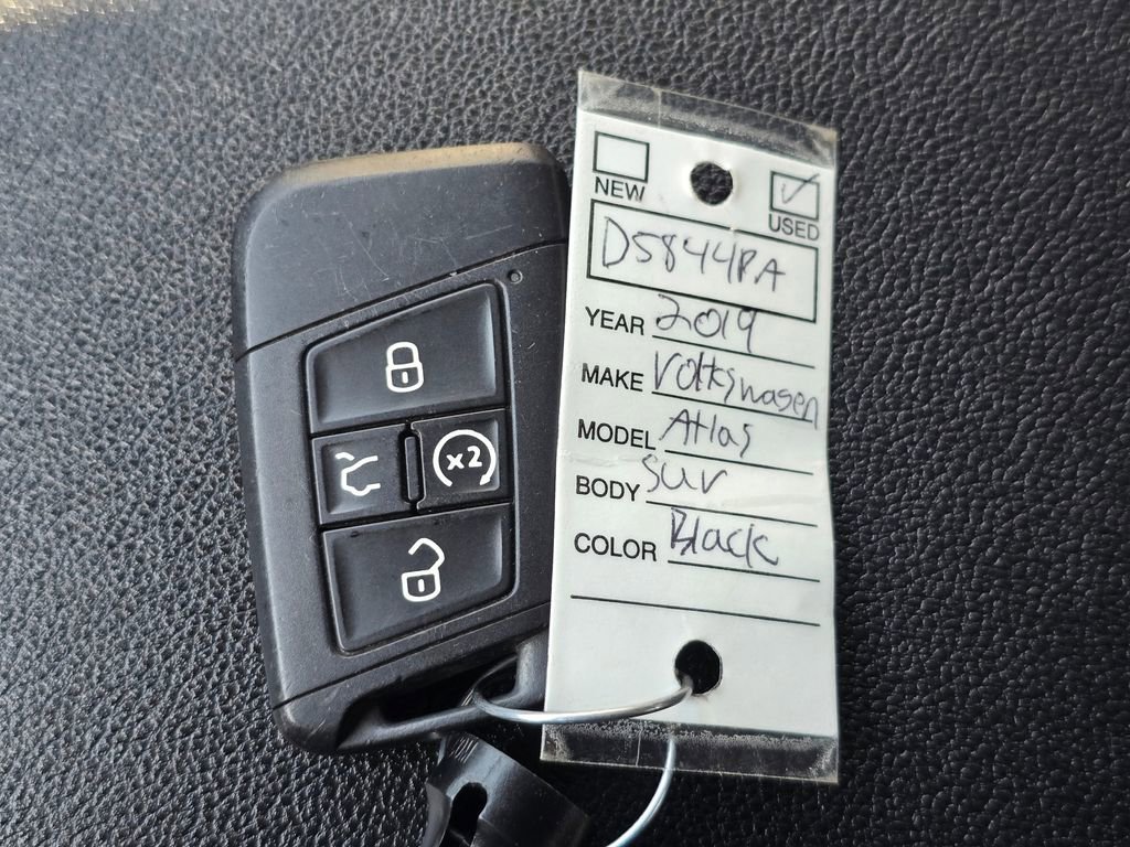 Used 2019 Volkswagen Atlas SEL Premium AWD/4WD image 34