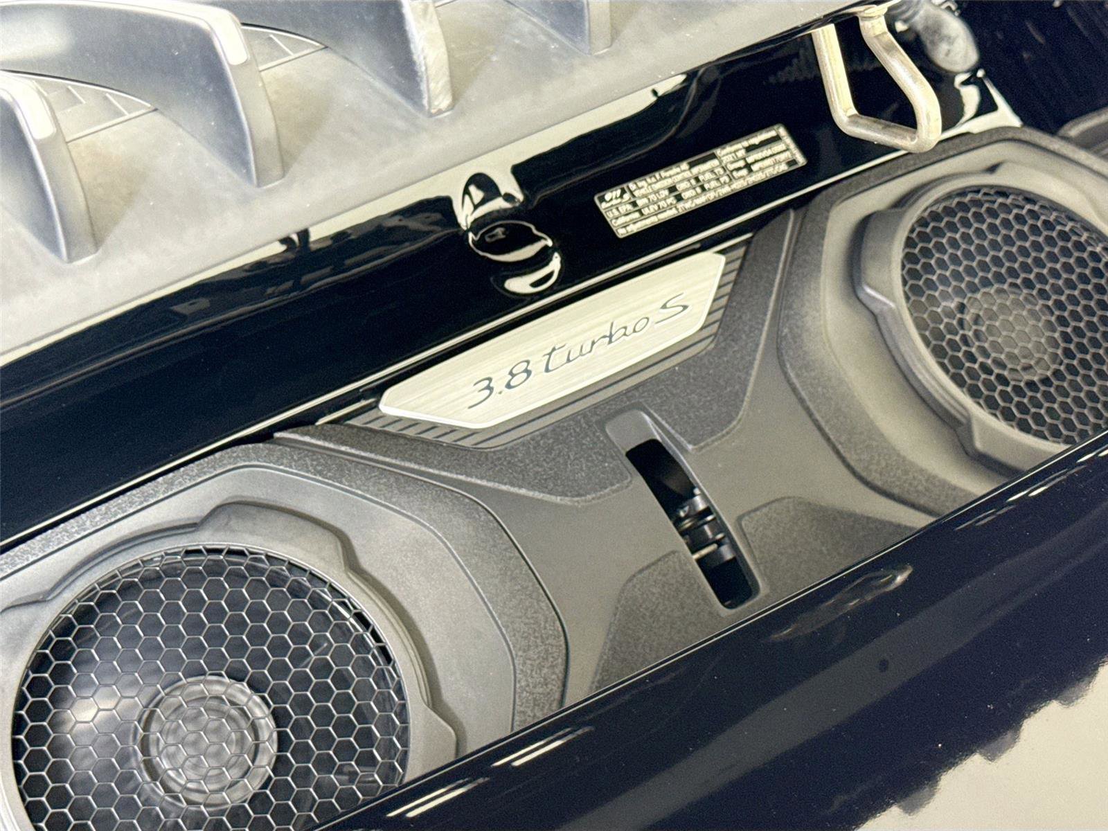 Used 2021 Porsche 911 Turbo S image 28