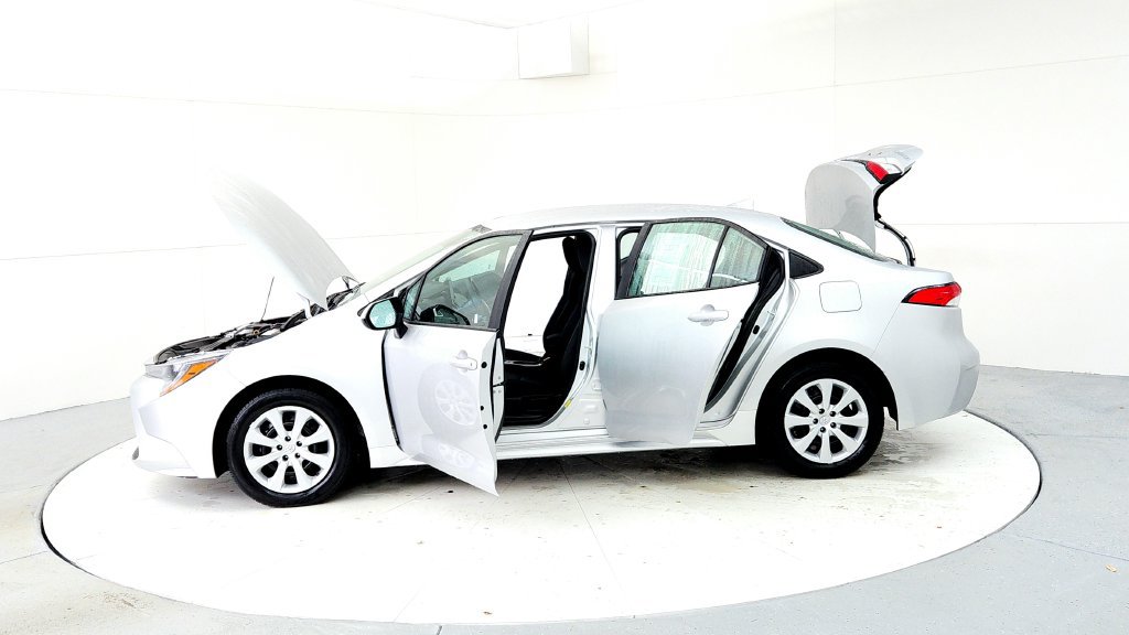 Used 2022 Toyota Corolla LE FWD image 10