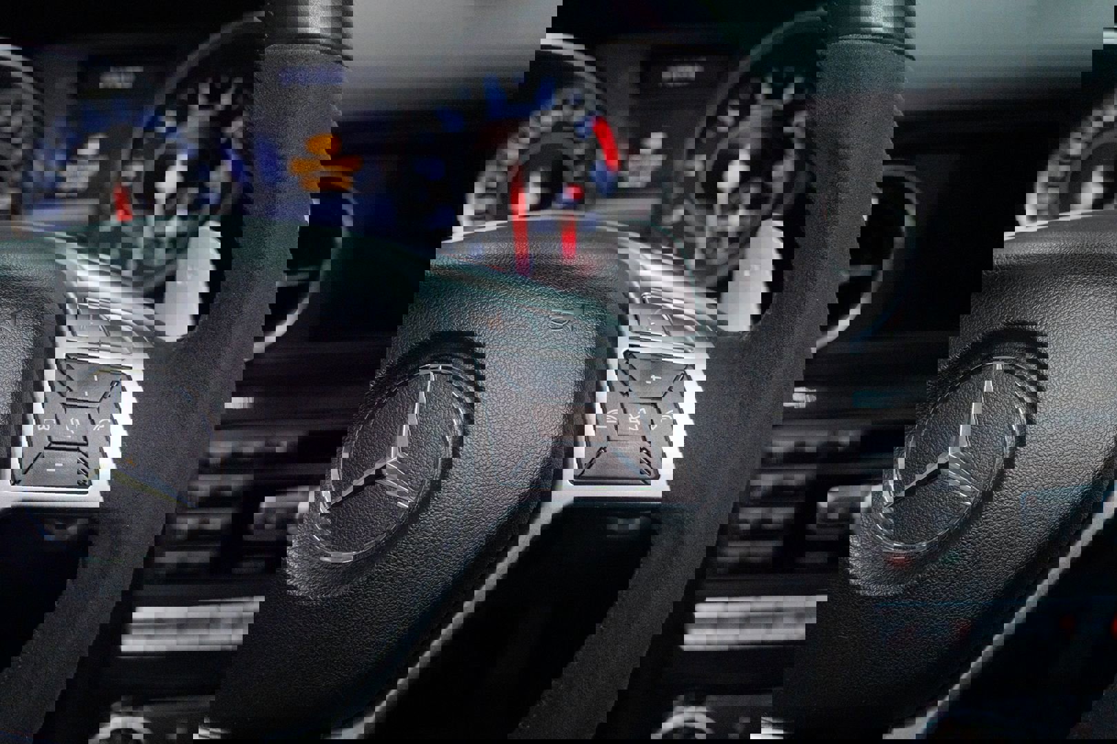 Used 2014 Mercedes-Benz SLK 55 AMG image 33