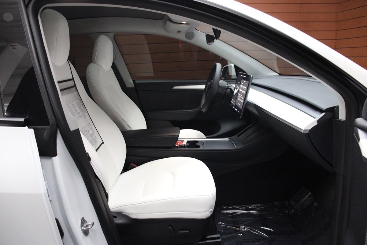Used 2023 Tesla Model Y Long Range image 20