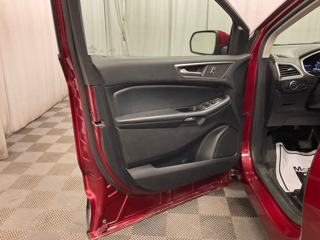 Used 2017 Ford Edge SEL w/ Equipment Group 201A image 20