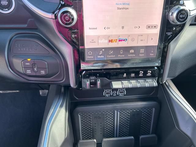 New 2026 RAM 3500 Big Horn AWD/4WD image 19