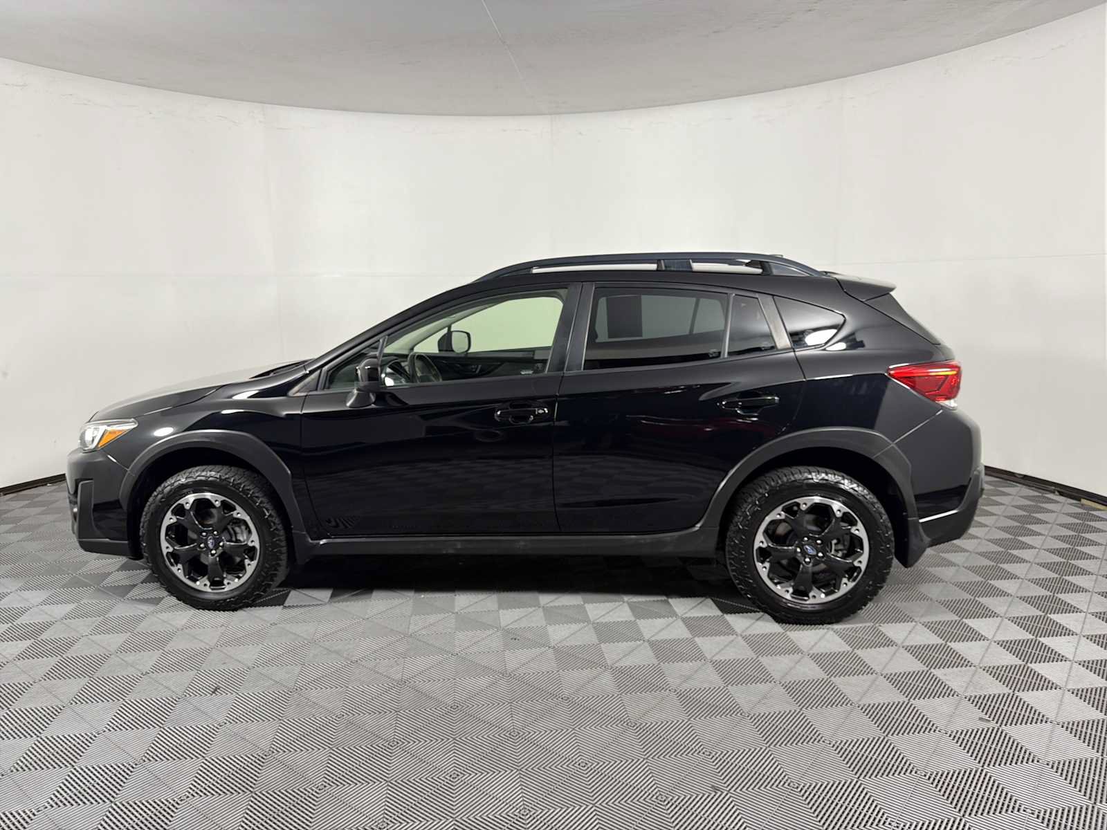 Used 2021 Subaru Crosstrek 2.0i Premium w/ Popular Package #4 AWD/4WD image 4