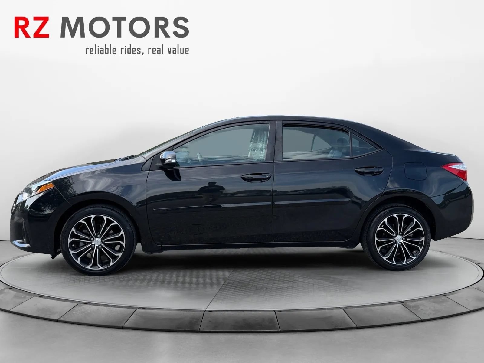 Used 2016 Toyota Corolla S FWD image 2