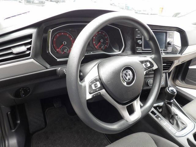 Used 2020 Volkswagen Jetta S w/ Driver Assistance Package image 19