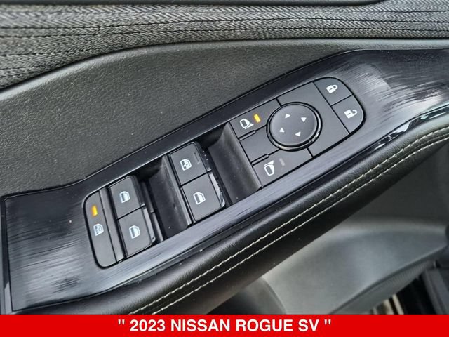 Used 2023 Nissan Rogue SV AWD/4WD image 14