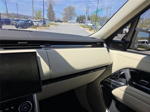 Used 2023 Land Rover Range Rover SE image 26