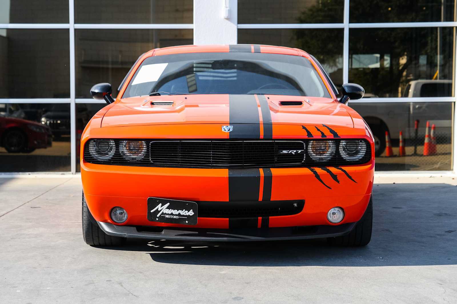 Used 2009 Dodge Challenger SRT8 w/ SRT Option Group II RWD image 2