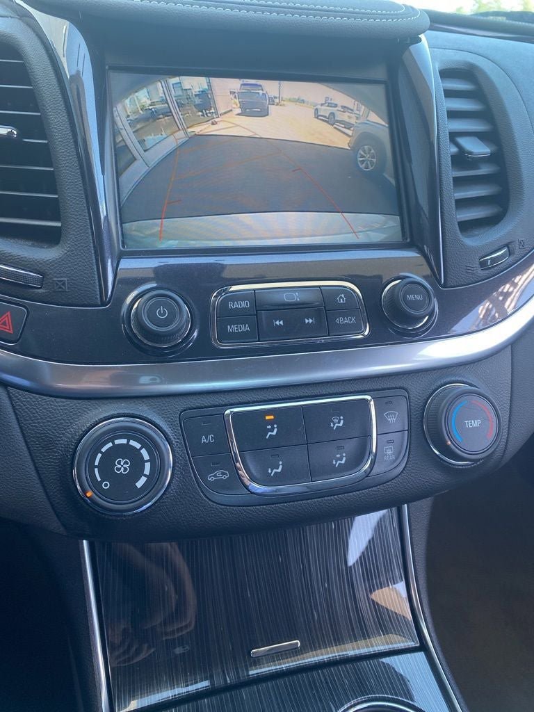 Used 2018 Chevrolet Impala LS FWD image 3