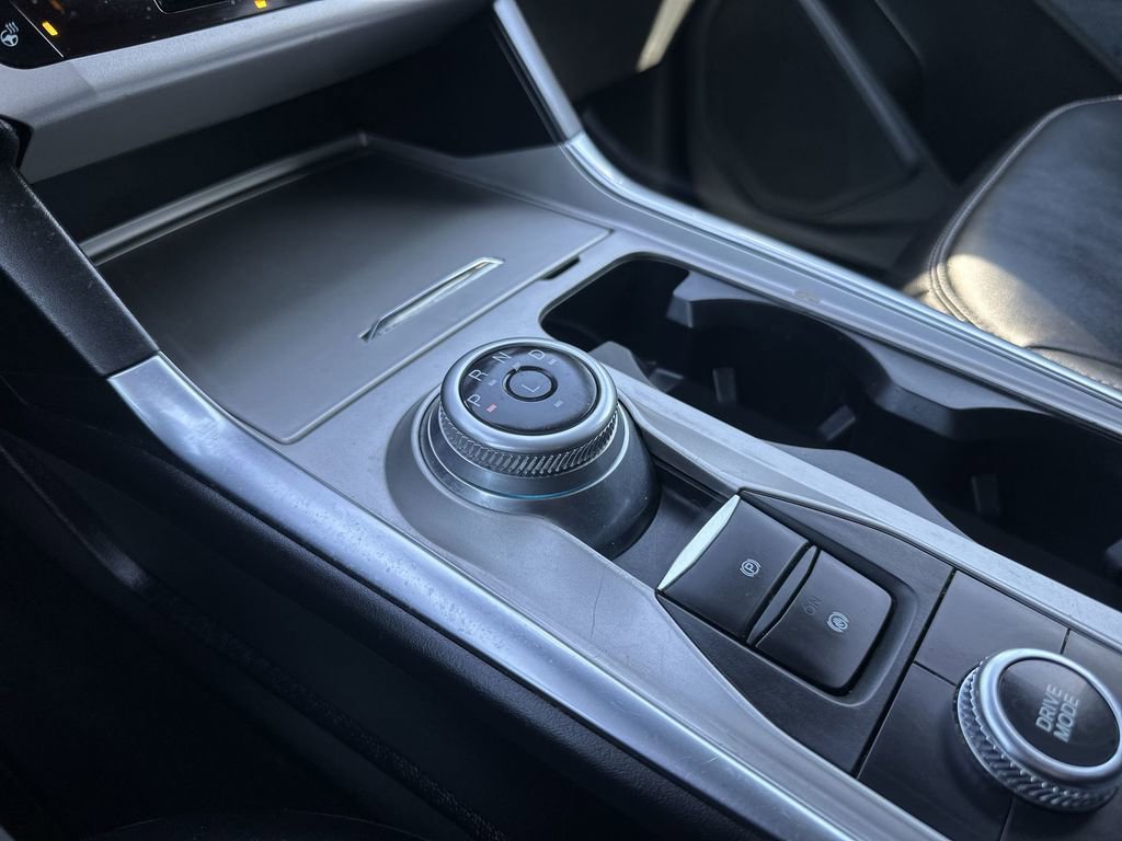 Used 2023 Ford Explorer XLT w/ Equipment Group 202A image 19