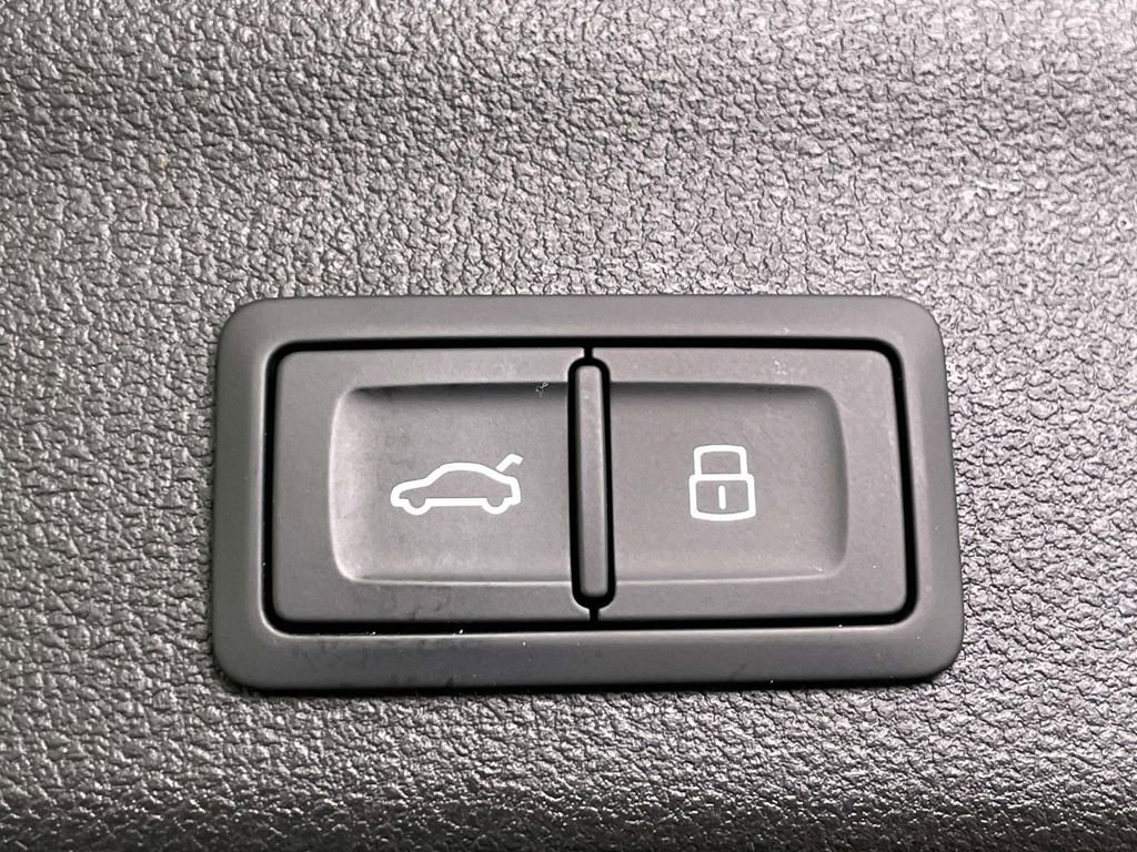 Used 2025 Audi RS 6 performance image 21