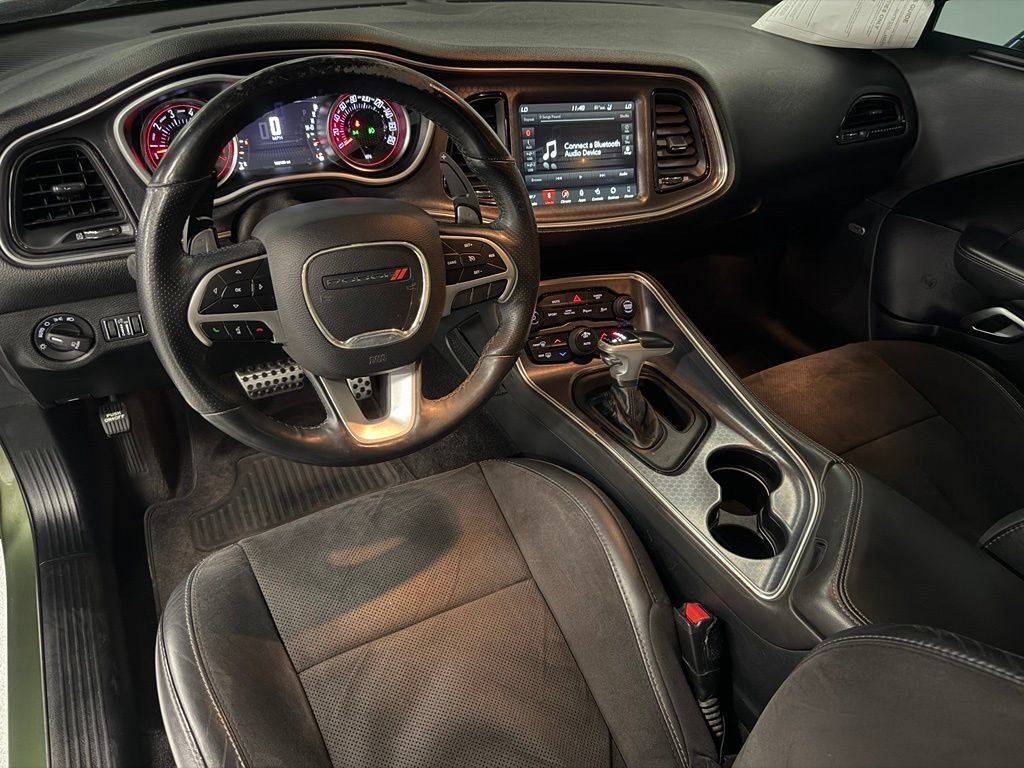 Used 2018 Dodge Challenger R/T Scat Pack w/ Leather Interior Group RWD image 11