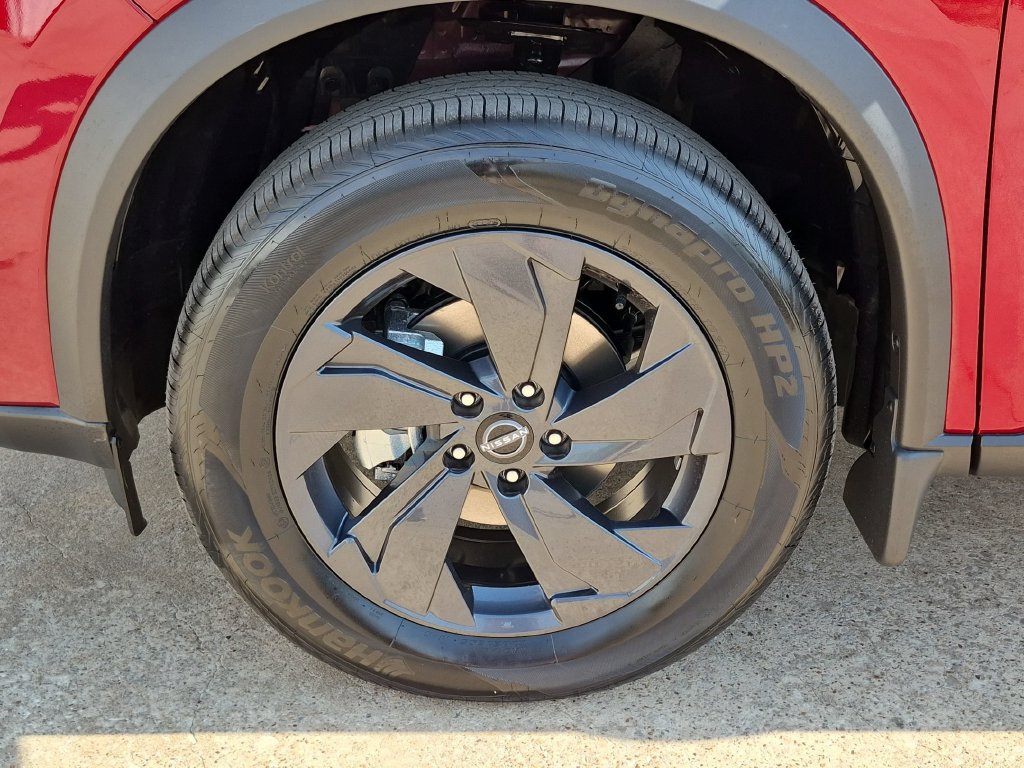 New 2026 Nissan Rogue SV AWD/4WD image 28