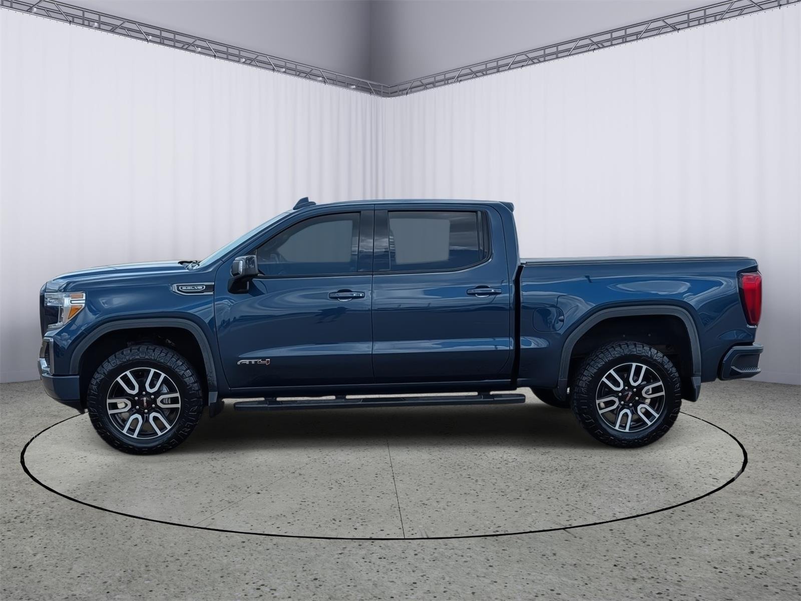Used 2020 GMC Sierra 1500 AT4 w/ AT4 Premium Package AWD/4WD image 2