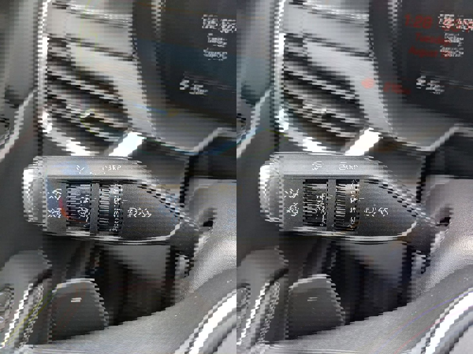 New 2025 GMC Acadia Elevation w/ Elevation Premium Package image 15