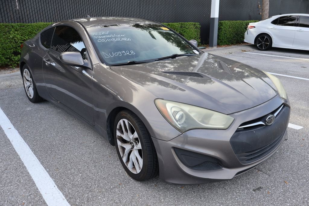 Used 2013 Hyundai Genesis 2.0T RWD image 6
