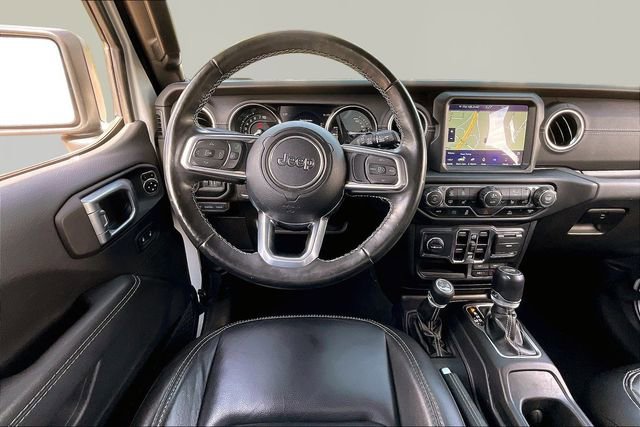 Used 2022 Jeep Wrangler Unlimited Sahara w/ Cold Weather Group AWD/4WD image 8