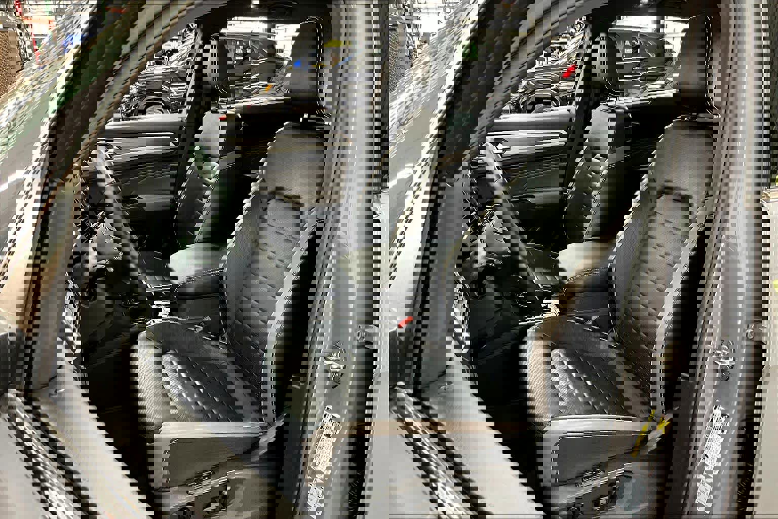 Used 2021 Volkswagen Atlas Cross Sport SEL Premium image 28