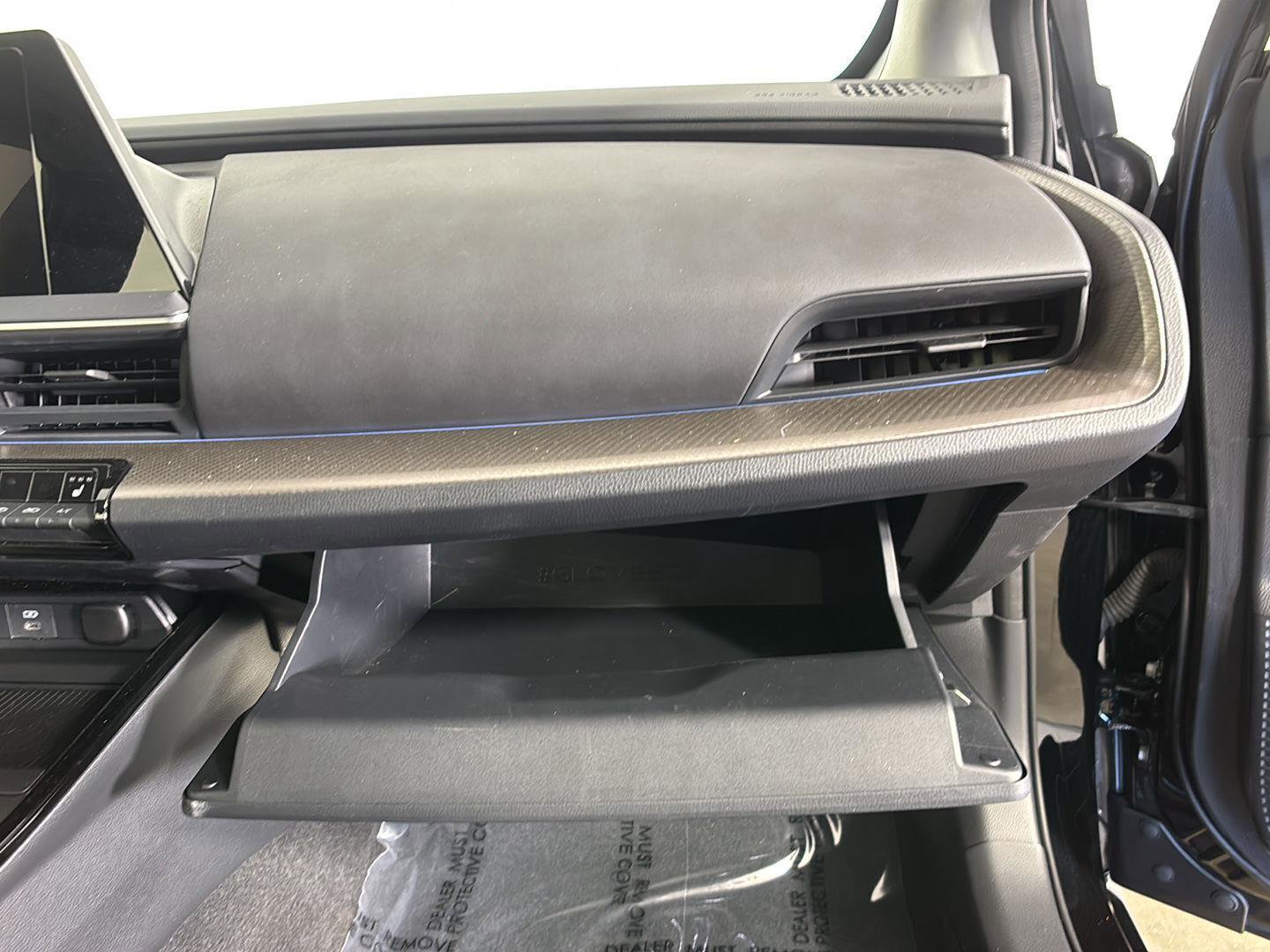 Used 2024 Toyota Prius XLE AWD/4WD image 26
