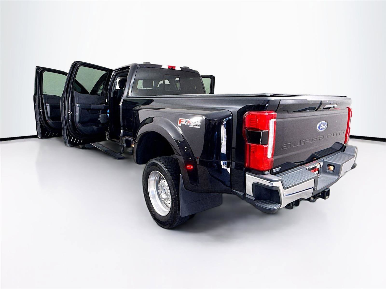 Used 2024 Ford F450 Lariat w/ Lariat Ultimate Package image 18
