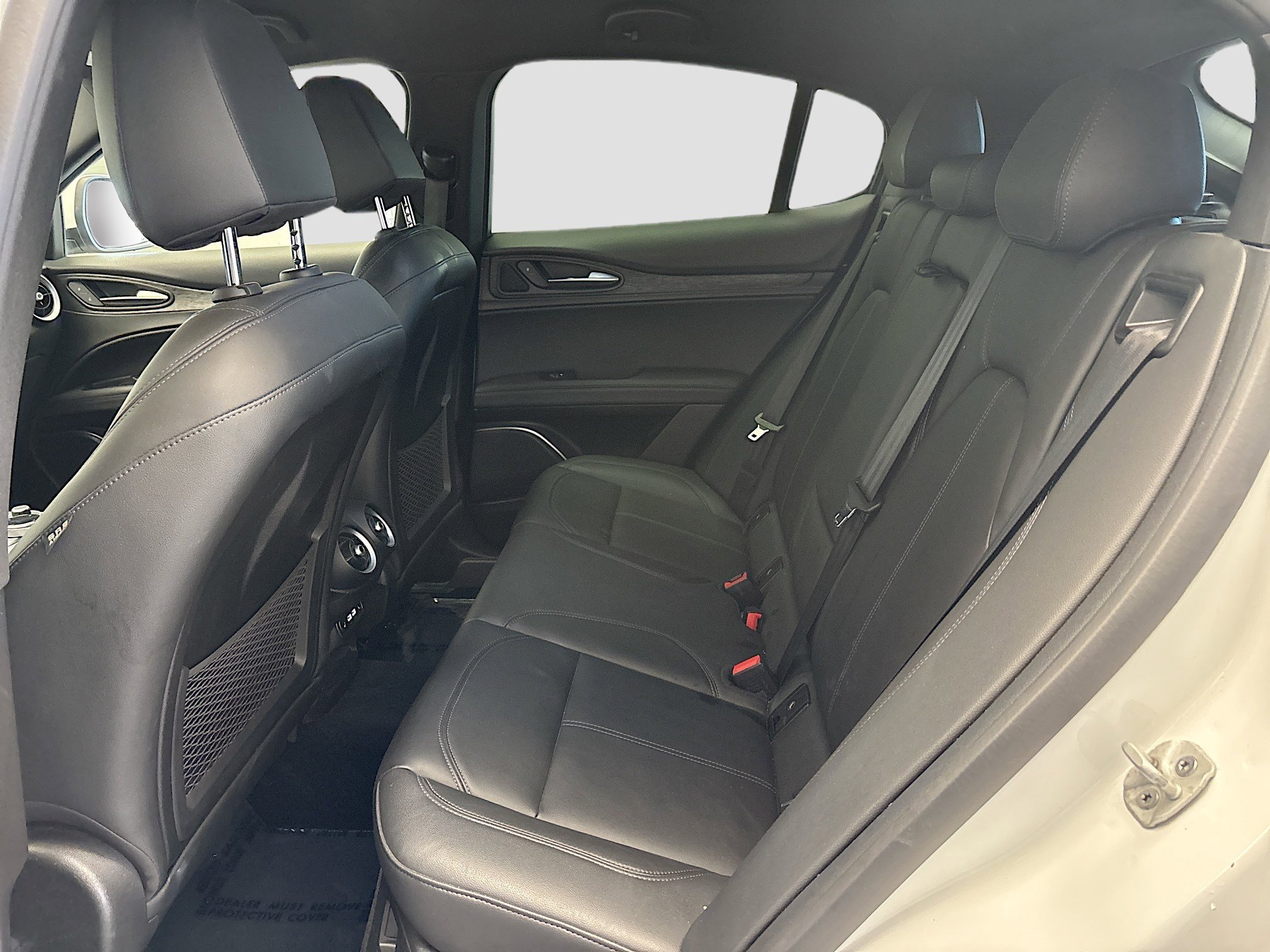 Used 2022 Alfa Romeo Stelvio Sprint image 14