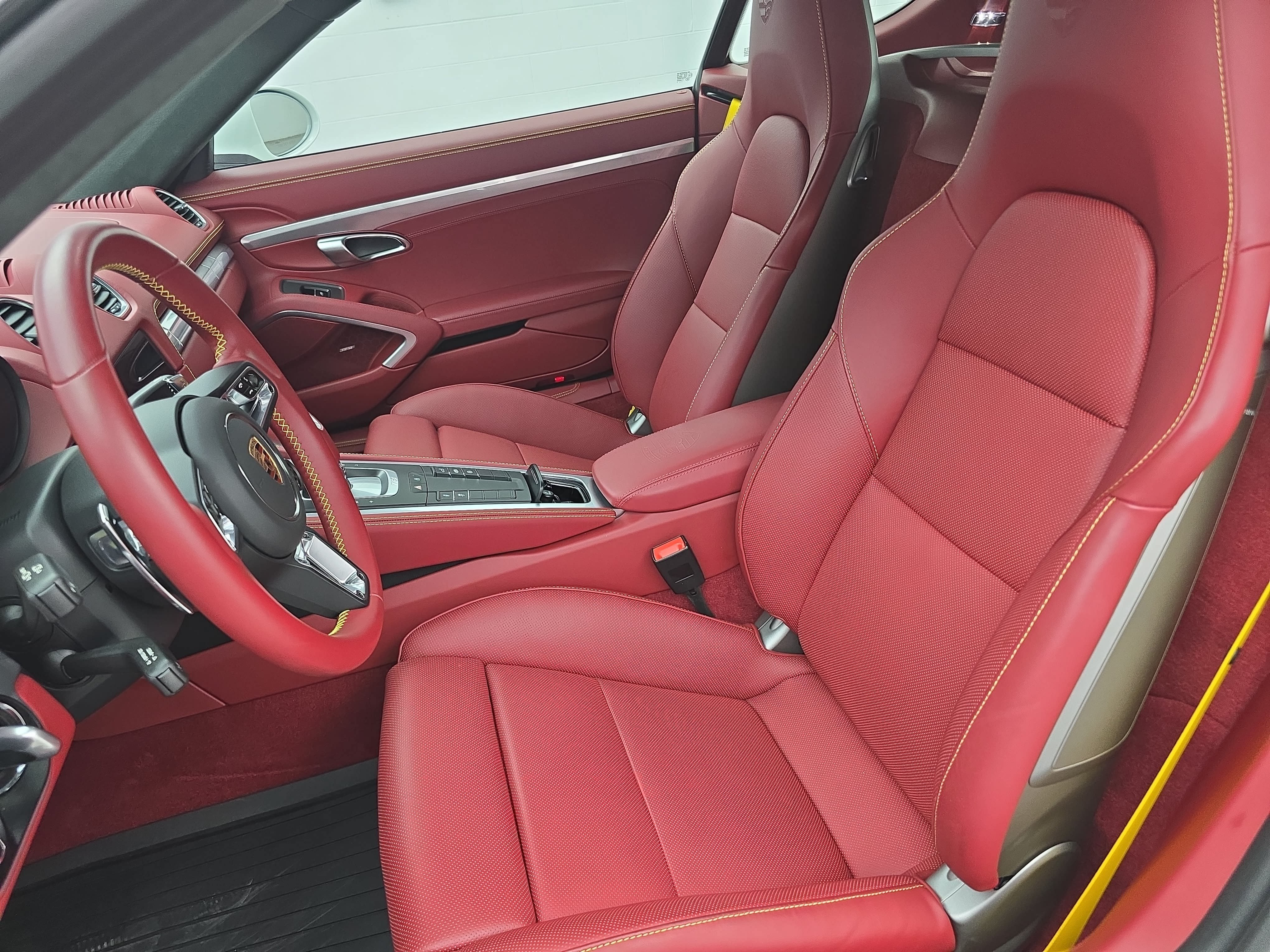 Certified 2025 Porsche 718 Cayman S RWD image 5