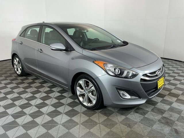 Used 2015 Hyundai Elantra GT w/ Option Group 03 FWD image 13