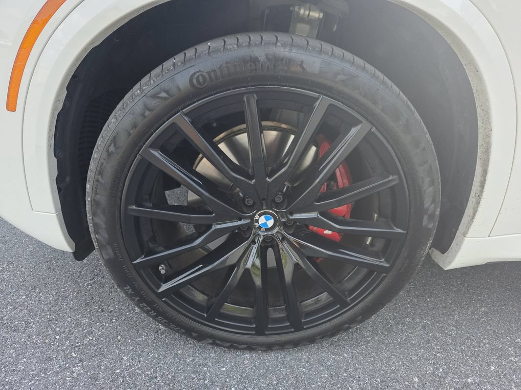 Used 2026 BMW X5 xDrive40i w/ M Sport Package AWD/4WD image 35