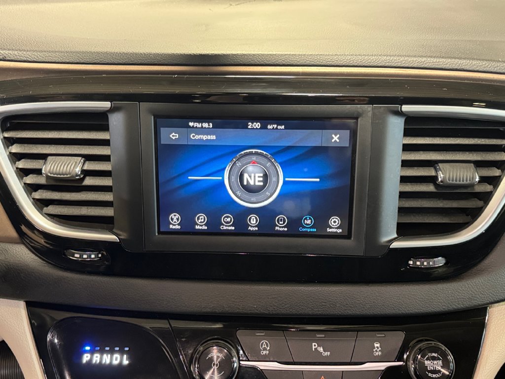 Used 2018 Chrysler Pacifica LX FWD image 19