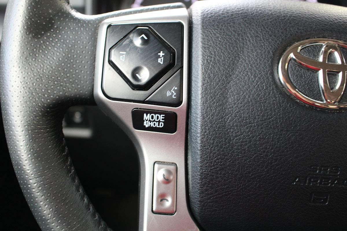 Used 2022 Toyota 4Runner SR5 Premium w/ Moonroof Package AWD/4WD image 27