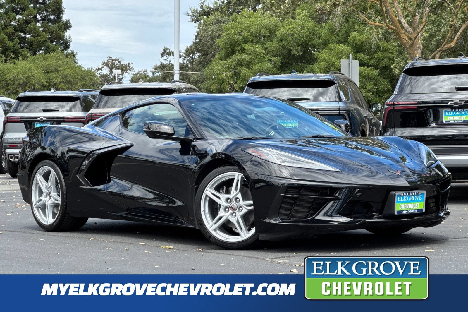 Used 2025 Chevrolet Corvette Stingray Premium Cpe w/ 3LT RWD image 1