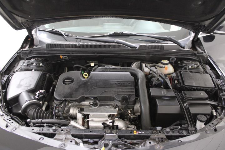 Used 2022 Chevrolet Malibu LT image 43