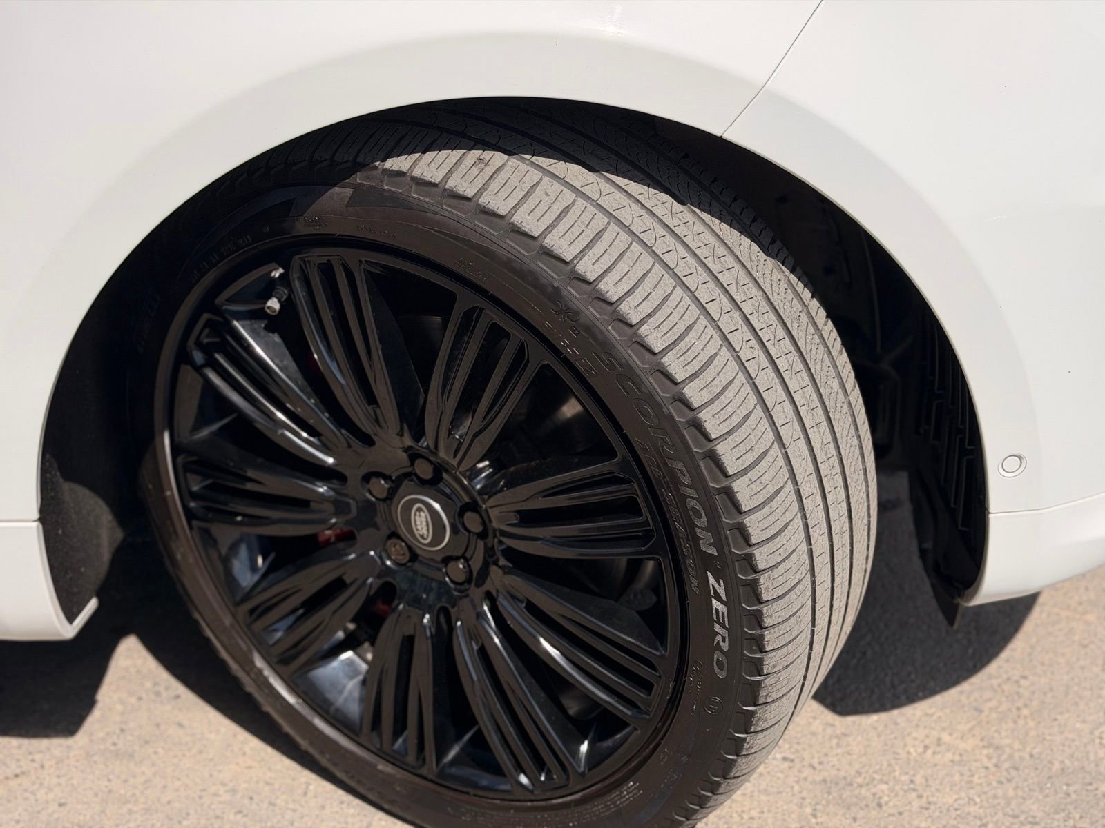 Used 2020 Land Rover Range Rover Sport HSE Dynamic image 18