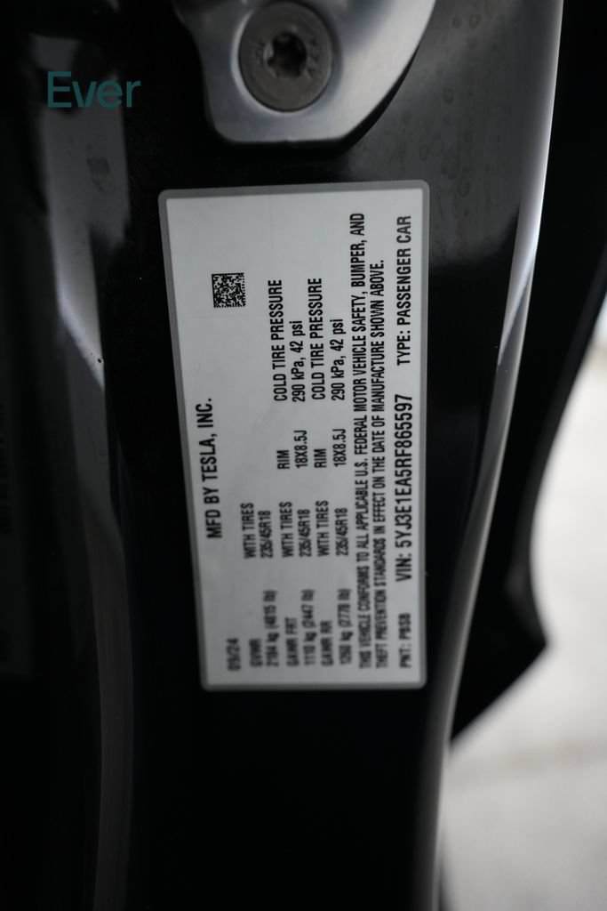 Used 2024 Tesla Model 3 Standard Range RWD image 26