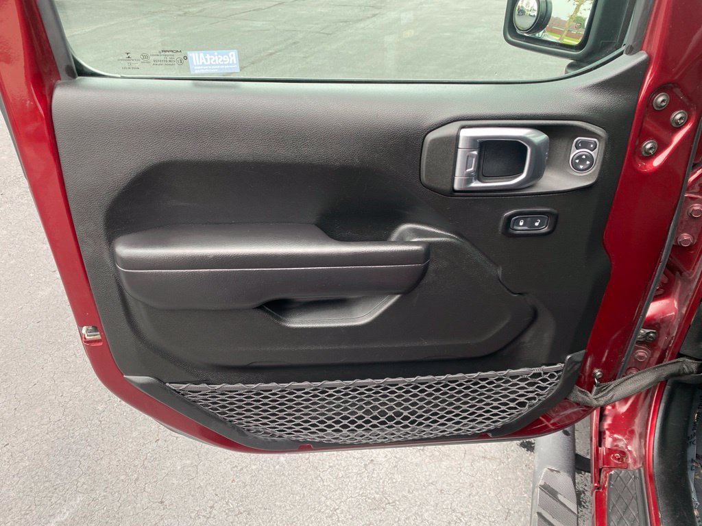 Used 2021 Jeep Gladiator Sport AWD/4WD image 17