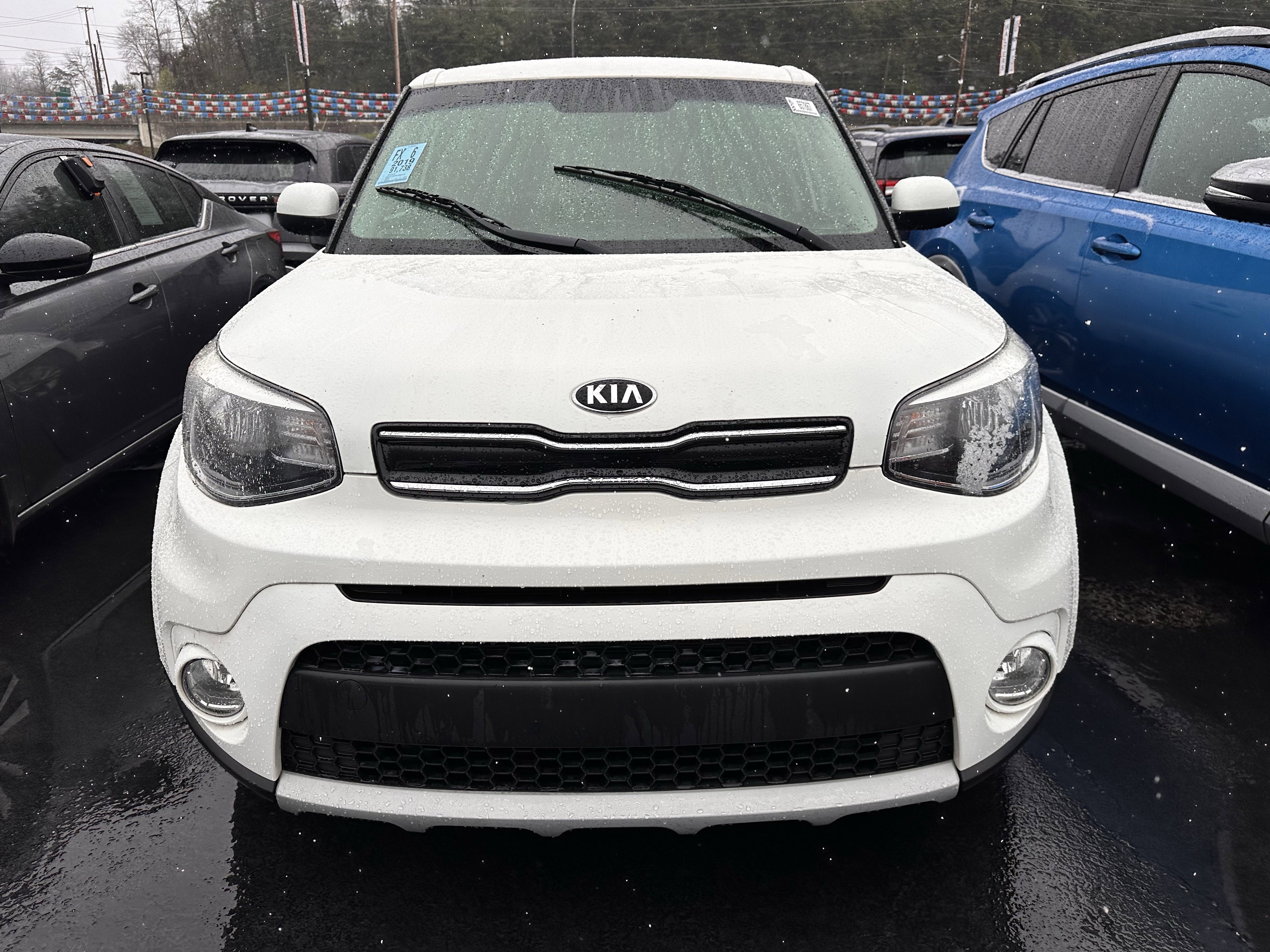 Used 2019 Kia Soul + image 2