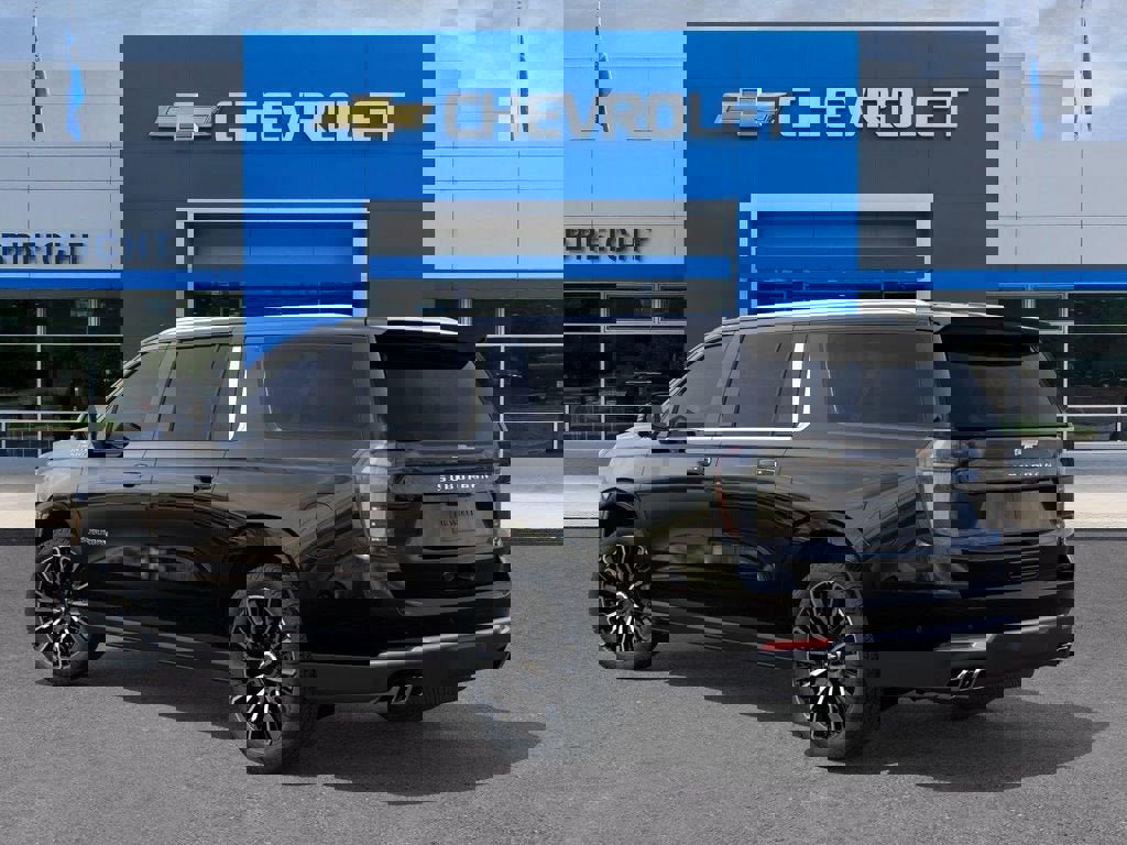 New 2026 Chevrolet Suburban High Country AWD/4WD image 3