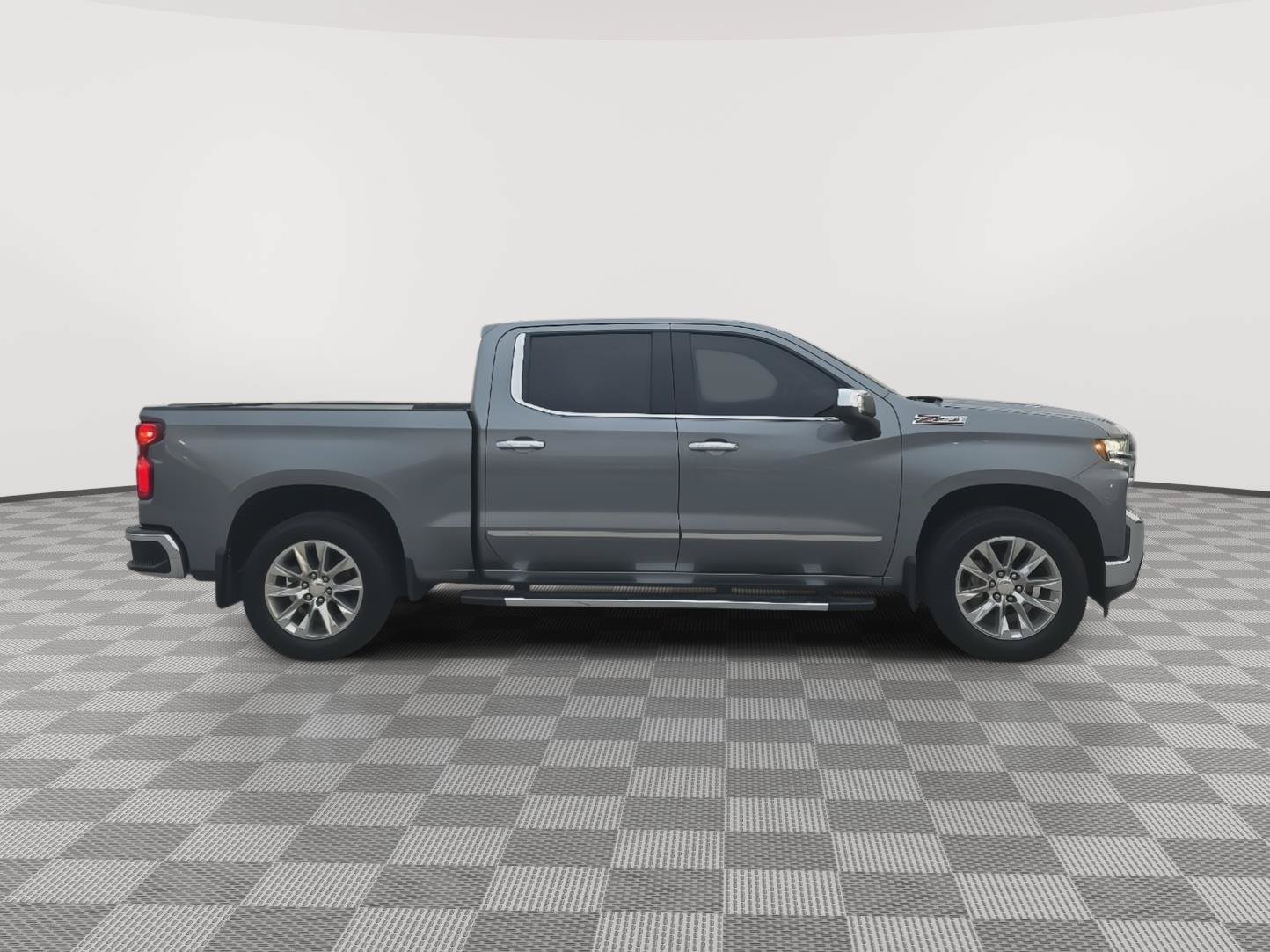 Used 2019 Chevrolet Silverado 1500 LTZ w/ LTZ Premium Package AWD/4WD image 12