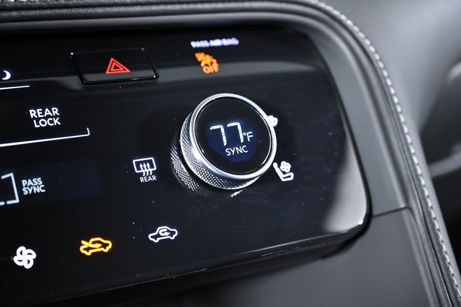 Certified 2026 INFINITI QX60 Luxe w/ Cargo Package image 17