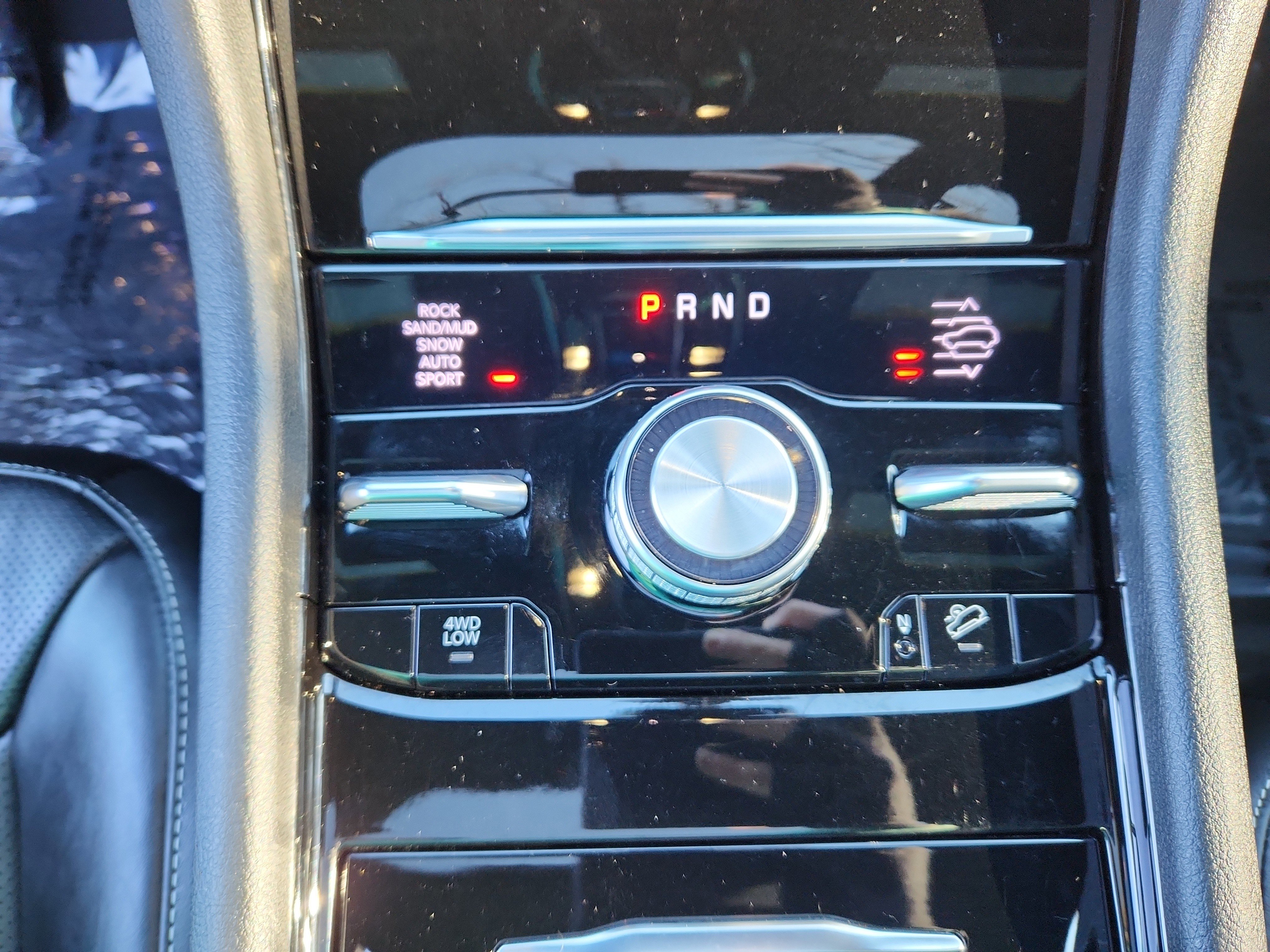 Used 2023 Jeep Grand Cherokee Overland image 16