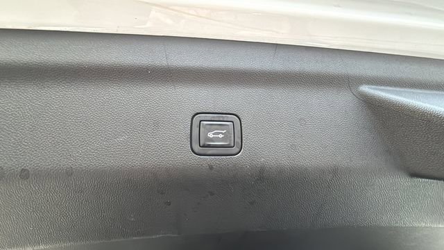 Used 2024 Chevrolet Tahoe RST w/ Luxury Package image 38